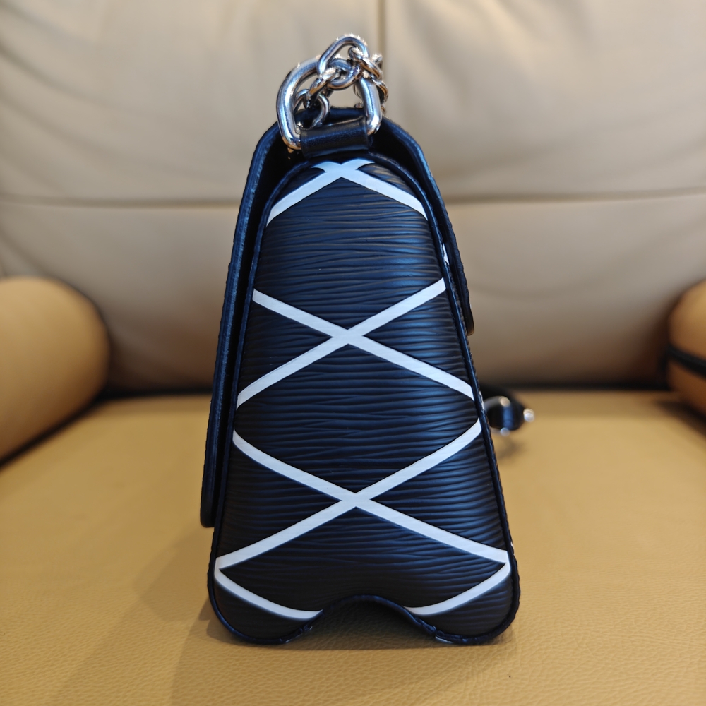 Louis Vuitton Black/White Malletage Leather Twist PM Shoulder Bag - Picture 4 of 12